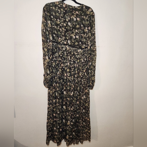 ROCOCO SAND X Revolve Flora Hi-Lo Maxi Dress in Green Floral Print - Picture 4 of 11